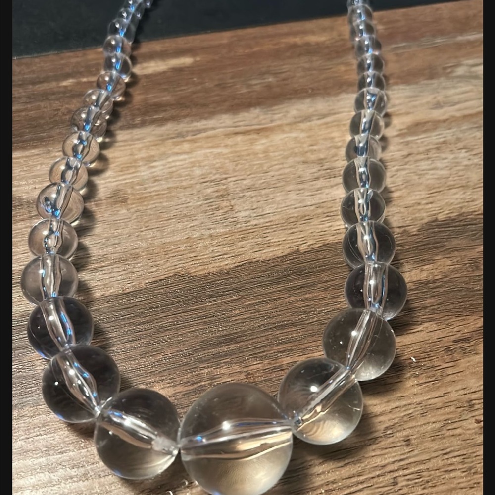 Retro Clear Beaded Necklace
